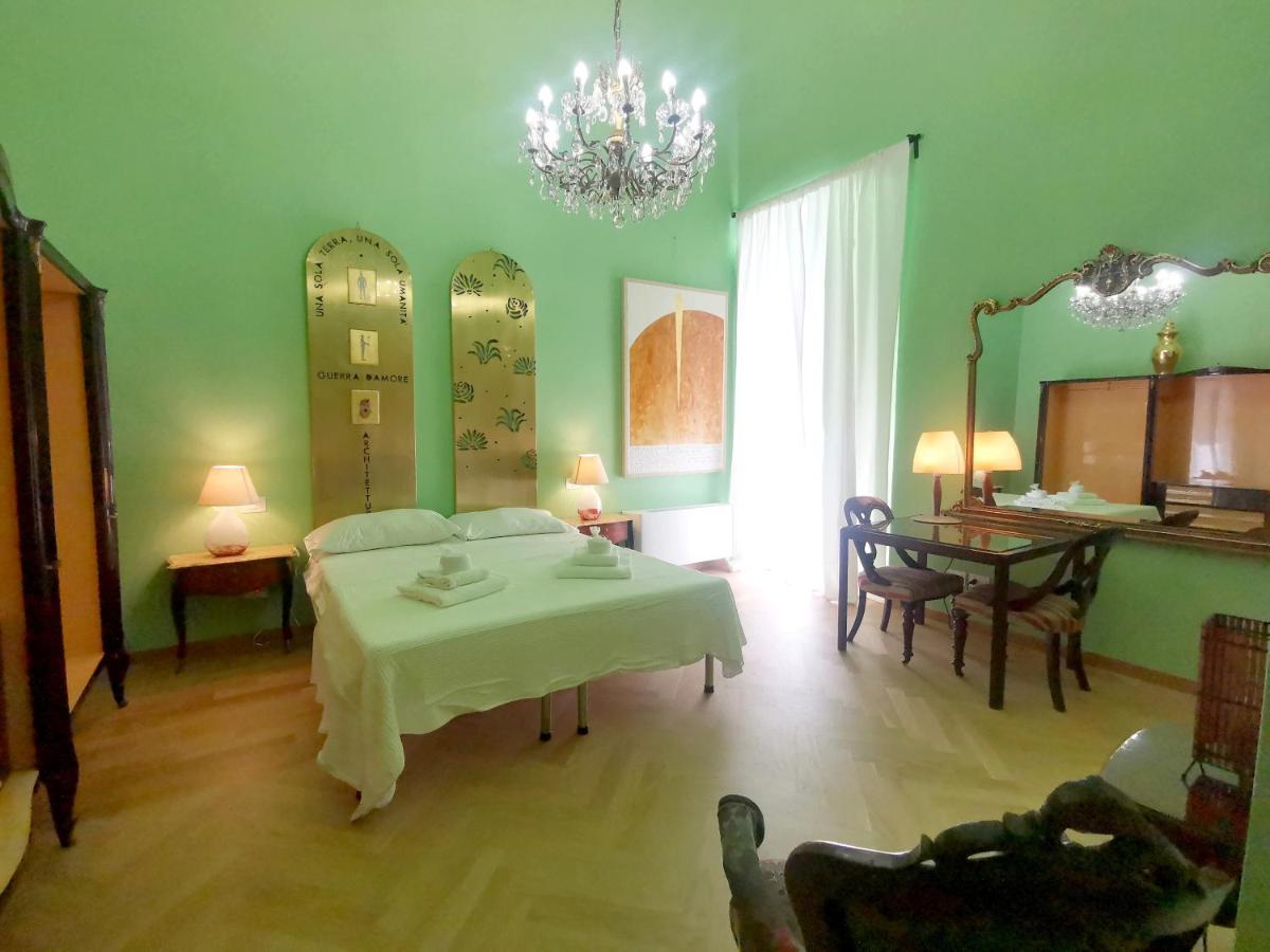 Speciale Tarshito Guesthouse Bari Exterior foto